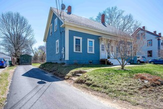 39 Mill St, Rochester, NH 03868