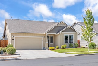 2378 SW Metolius Ave, Redmond, OR 97756