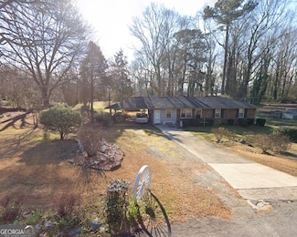 4884 Maurice Dr NW, Lilburn, GA 30047