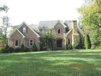 4811 Signal Forest Dr, Signal Mountain, TN 37377