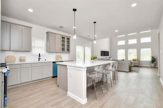 239 Eagleville Dr, Alvin, TX 77511