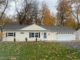 1766 Green Rd, Madison, OH 44057