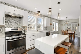 1756 Jefferson Ave, Saint Paul, MN 55105