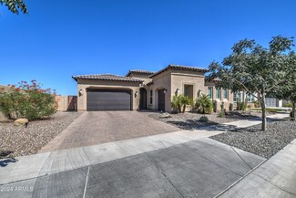 3010 E Desert Ln, Phoenix, AZ 85042