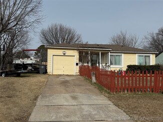 9411 E Newton St, Tulsa, OK 74115