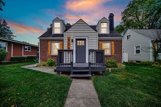 315 Holton Ridge, Crown Point, IN 46307