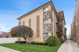 6259 N Northwest Hwy Unit 3D, Chicago, IL 60631