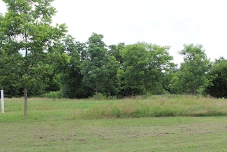 216 Wentworth Ln, Albany, GA 31721