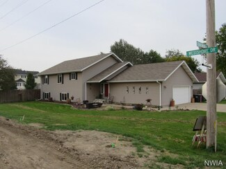 3 Isaak Walton Dr, McCook Lake, SD 57049