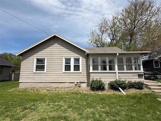 1315 Park Ave, Des Moines, IA 50315