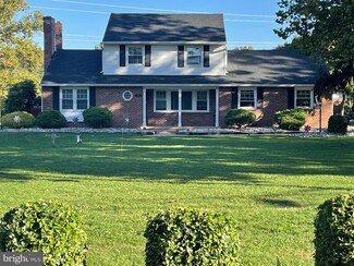 2087 Burlington Columbus Rd, Bordentown, NJ 08505