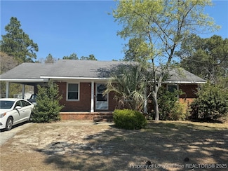 3200 Teakwood Ct, Hope Mills, NC 28348