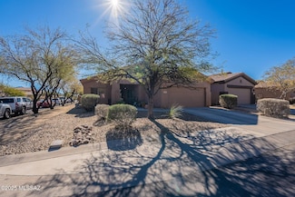 352 E Calle Cerita, Green Valley, AZ 85614