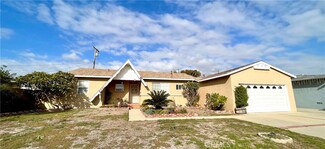 6821 Hazard Ave, Westminster, CA 92683