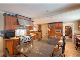 27 Sanborn Rd, Hampton Falls, NH 03844