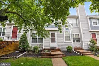 57 Black Watch Ct, Horsham, PA 19044