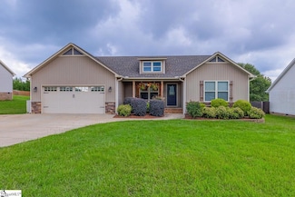214 Lamp Post Rd, Inman, SC 29349