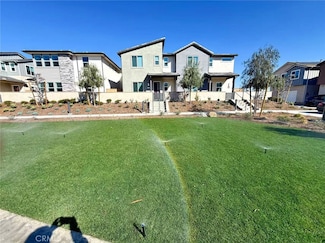 201 Shoveler, Irvine, CA 92618