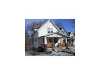 1307 C St SW, Cedar Rapids, IA 52404