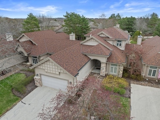 870 Lake Hollow Unit C, Brookfield, WI 53005