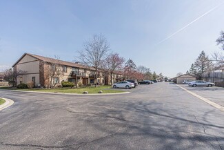 1099 Prescott Dr Unit 2C, Roselle, IL 60172