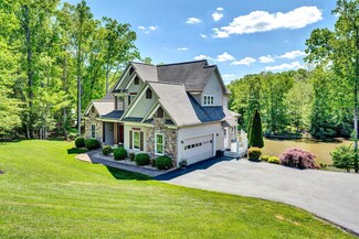 11 Cedar Bay, Union Hall, VA 24176
