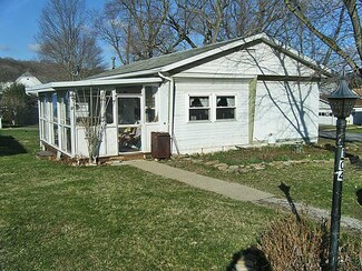 104 Maple Terrace Ln, Avonmore, PA 15618