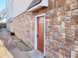 4713 Virginia Ave Unit B, Dallas, TX 75204