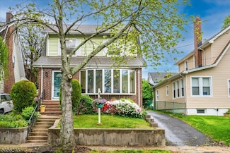 24 Manley Terrace, Maplewood, NJ 07040