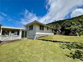 2448 E Manoa Rd, Honolulu, HI 96822