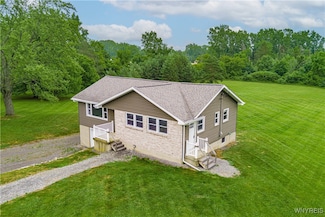 4468 Ridge Rd, Lockport, NY 14094