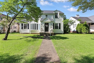 3821 Staunton Ave SE, Charleston, WV 25304