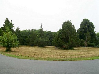 4 Tuniper Ln, Little Compton, RI 02837