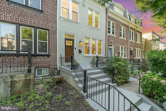 1933 Lincoln Rd NE, Washington, DC 20002