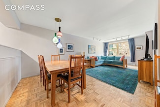 680 Washington St Unit 1B, New York, NY 10014