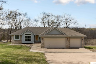 22690 Forrester Ln, Glenwood, IA 51534