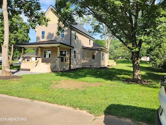 1 Magnolia St, Niota, TN 37826
