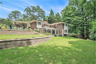 1620 Stonecliff Dr, Decatur, GA 30033