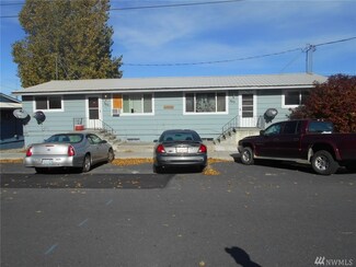 303 W Sherlock St, Harrington, WA 99134