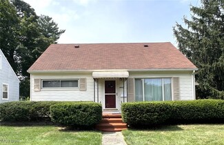 2890 10th St, Cuyahoga Falls, OH 44221