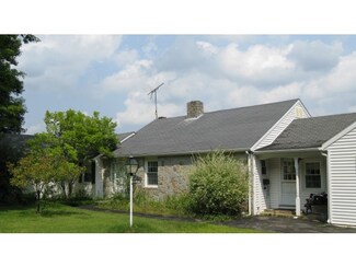 446 Halls Hill Rd, Alton, NH 03809