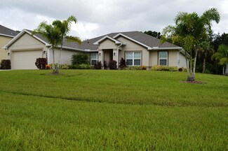 1698 SW Ruiz Terrace, Port Saint Lucie, FL 34953