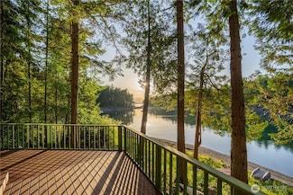 177 Neil Bay Dr, Friday Harbor, WA 98250