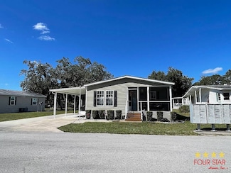 105 Park Ln, Leesburg, FL 34788