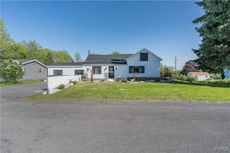 20304 Burton Rd, Sackets Harbor, NY 13685
