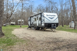42502 240th St, Battle Lake, MN 56515