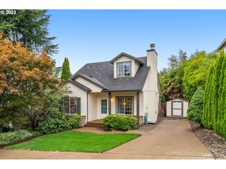 14271 SE Village Slope Ct, Clackamas, OR 97015