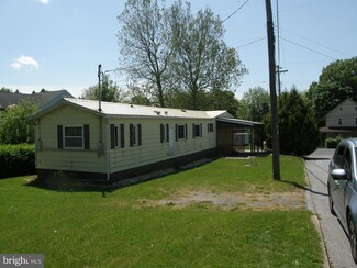 1320 Sandhill Rd, Lebanon, PA 17046