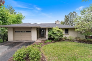 2514 Branch St, Duluth, MN 55812
