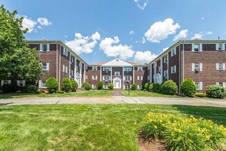 130 Parker St Unit J5, Acton, MA 01720
